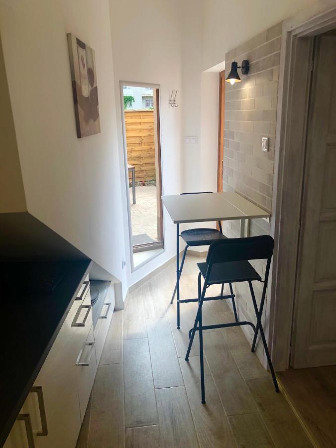 Boroka Apartman Belvaros 베스프렘 외부 사진